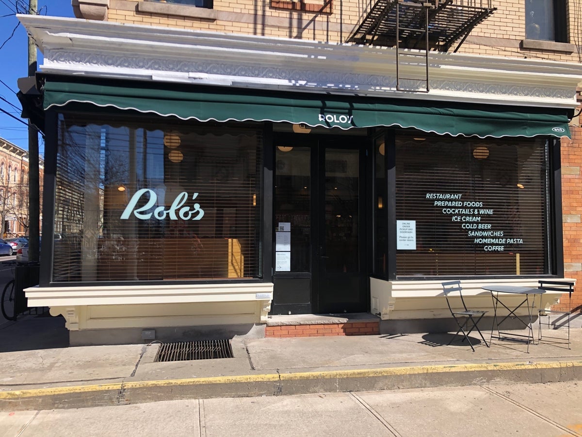 Rolo’s, a drinks in Queens, Ridgewood