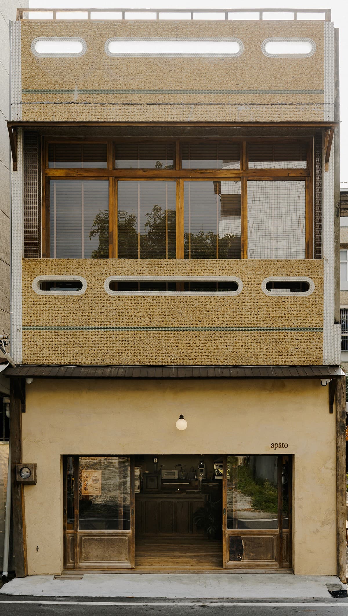 apāto