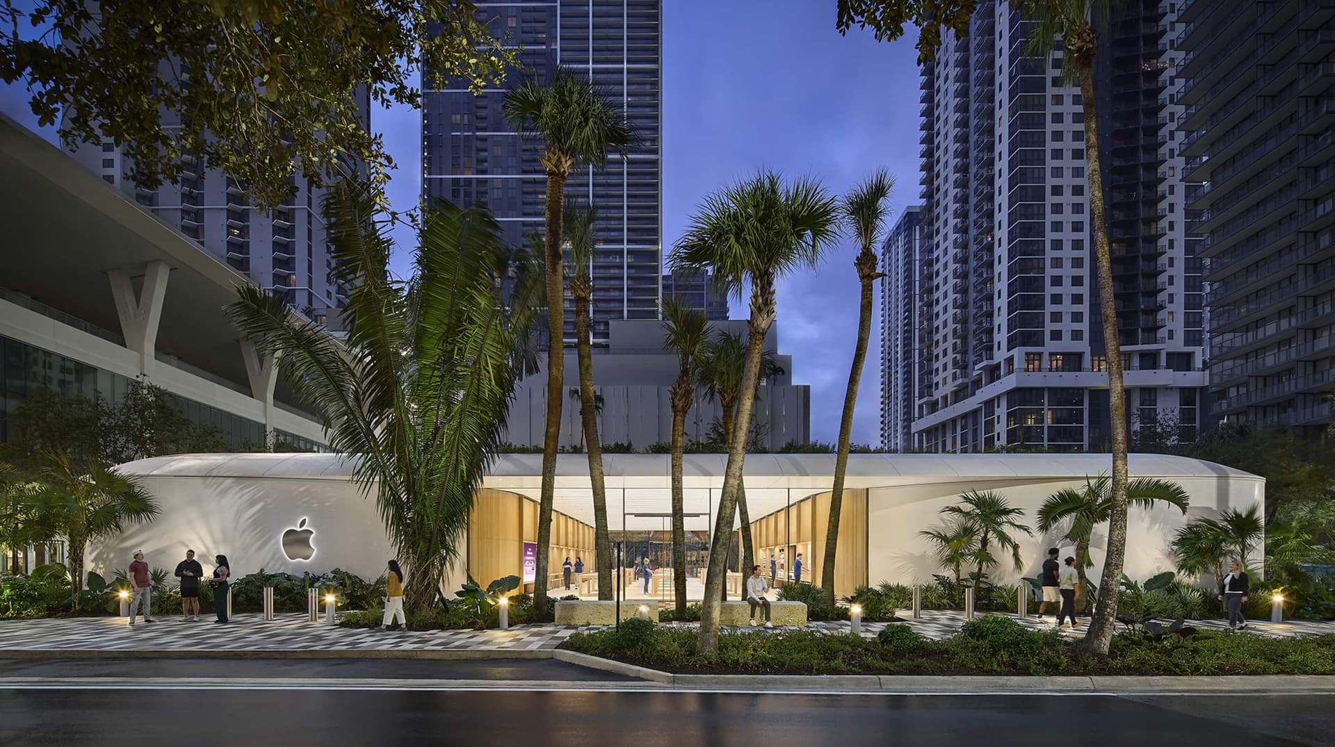 Apple Miami Worldcenter