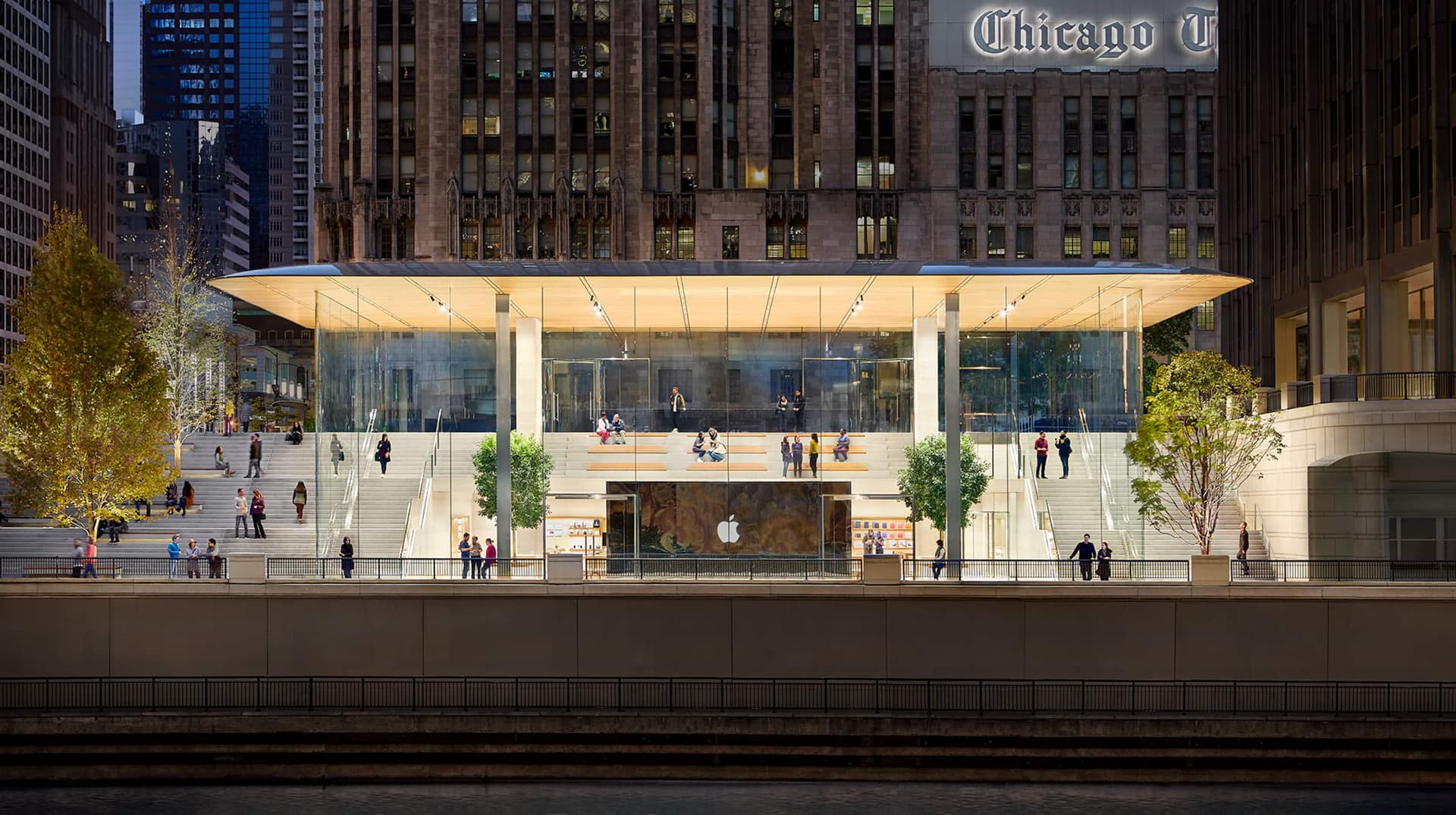 Apple Michigan Avenue