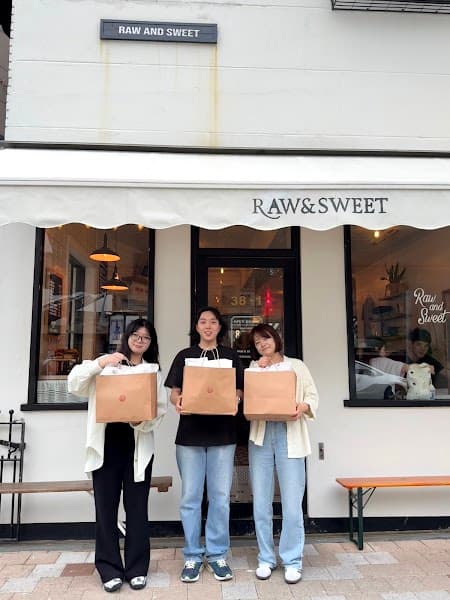 Raw & Sweet Haeundae