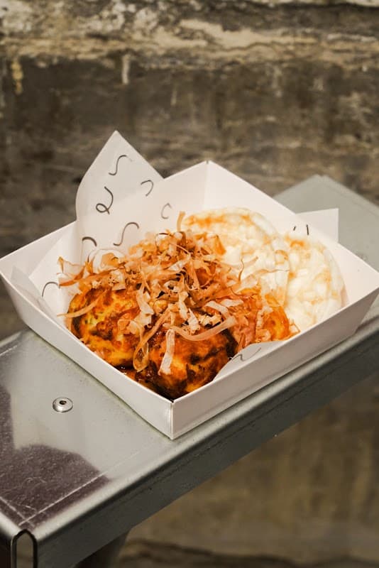 sause takoyaki stand