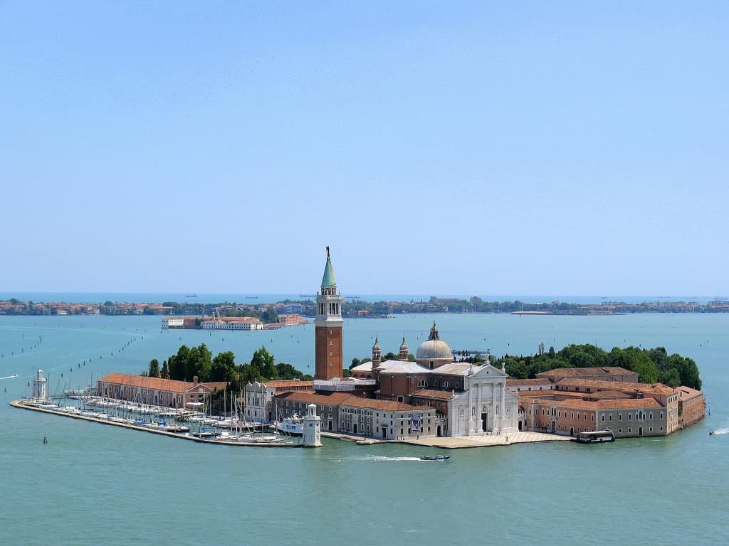 Le Stanze del Vetro