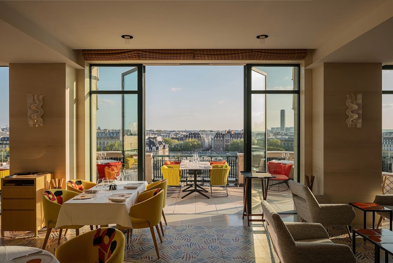 Le Tout-Paris