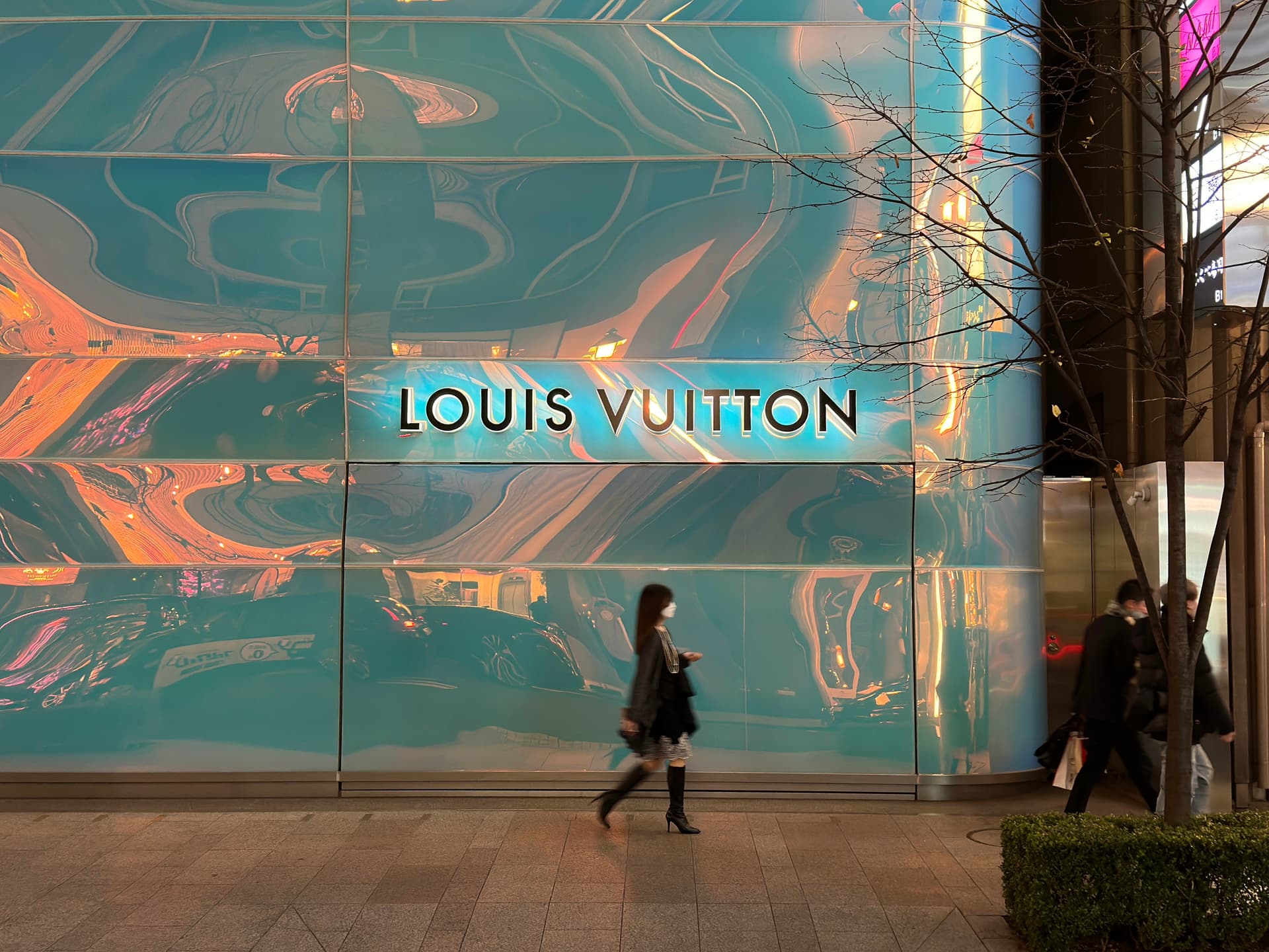 Louis Vuitton Tokyo Ginza Namikidori