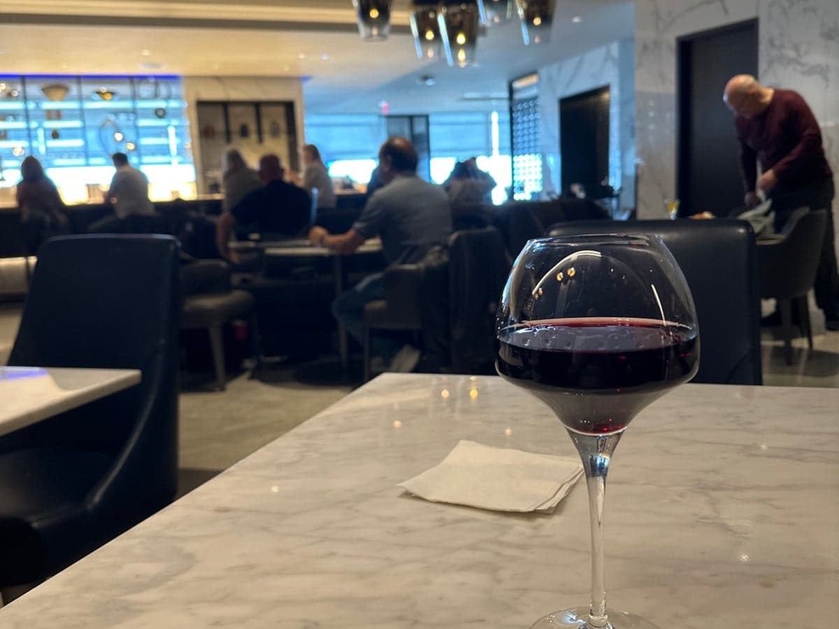 United Polaris Lounge