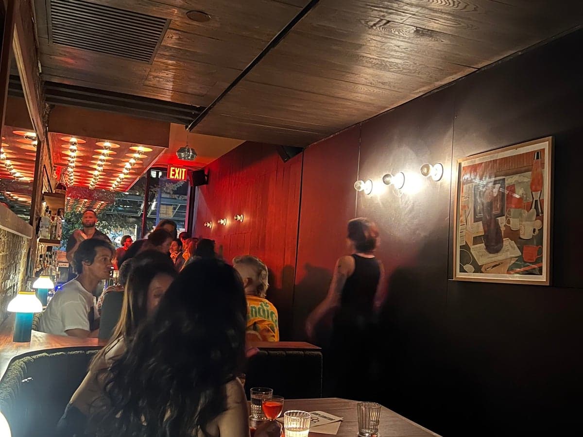 Bar Contra