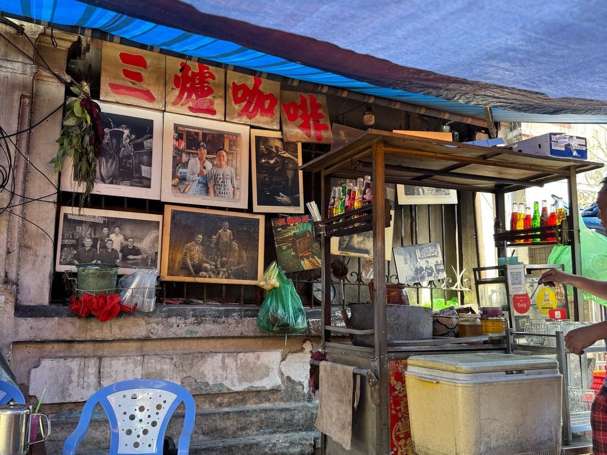 Café Ba Lù, a coffees in Ho Chi Minh City