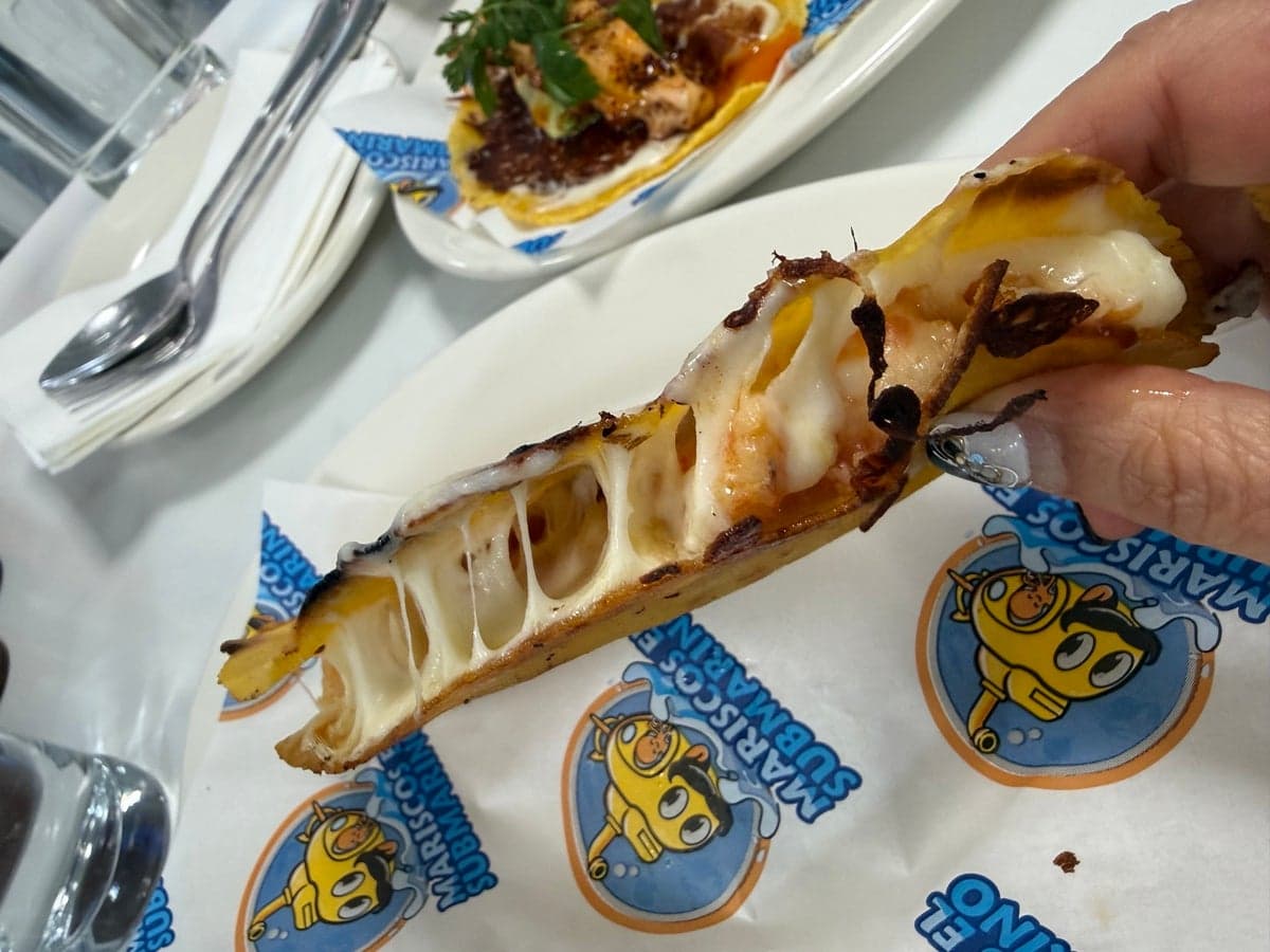 Mariscos el submarino
